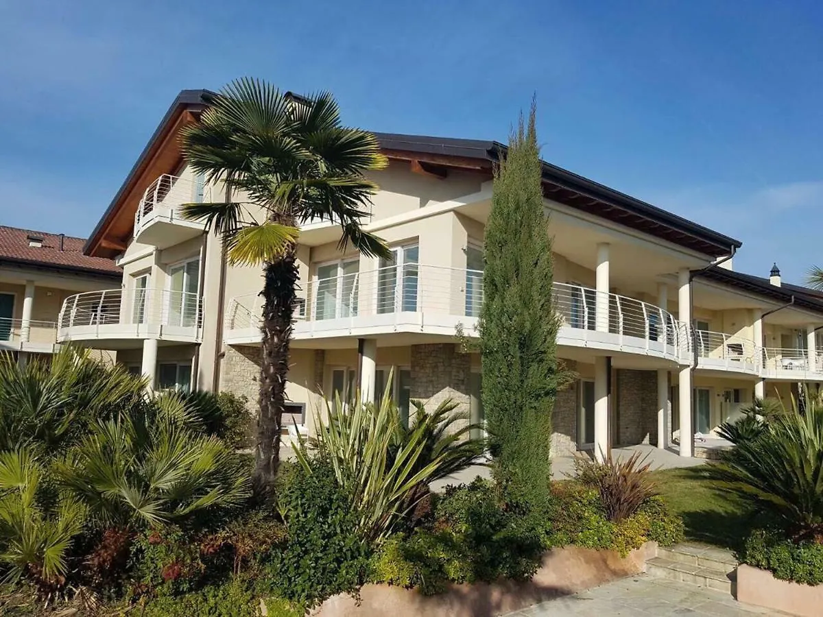 De Luxe Apartments Eden Sirmione 0*,